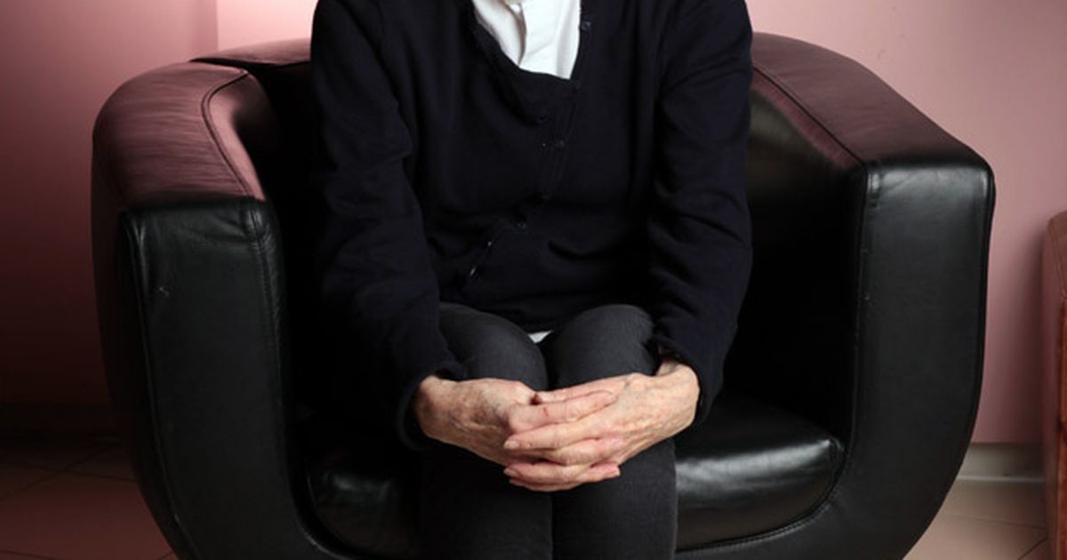 Upstairs Downstairs Star Jean Marsh Dead At 90: A Tribute Upstairs Downstairs Star Jean Marsh Dead At 90: A Tribute