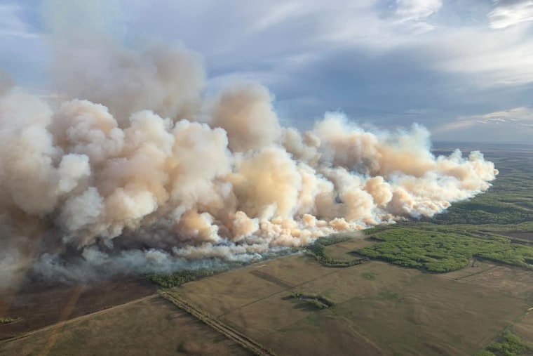 Wildfires In Canada: Severe Air Quality Issues In Minnesota Wildfires In Canada: Severe Air Quality Issues In Minnesota