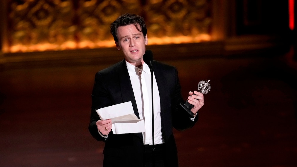 Will Jonathan Groff's Will Jonathan Groff's