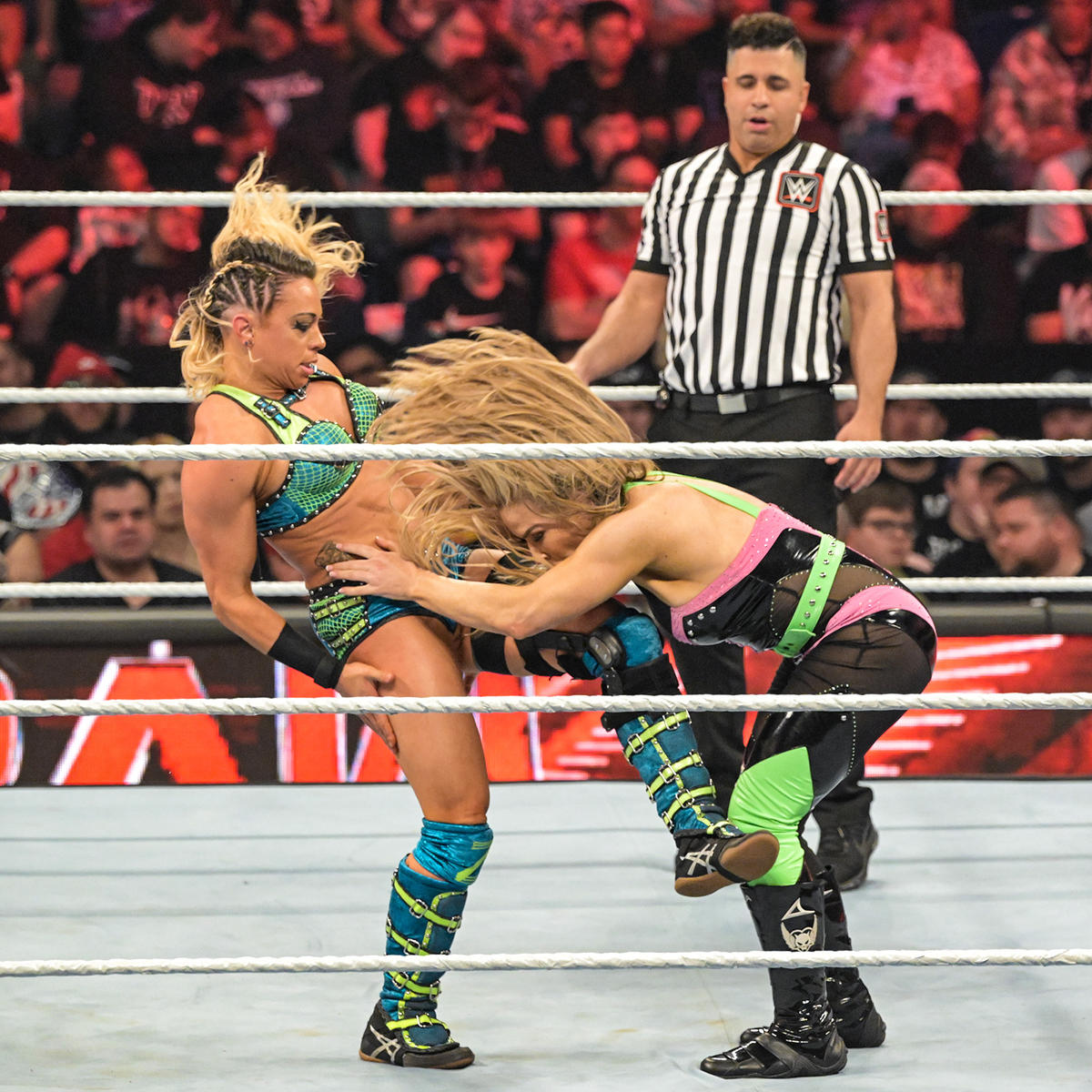WWE Raw: Zoey Stark Suffers Injury WWE Raw: Zoey Stark Suffers Injury