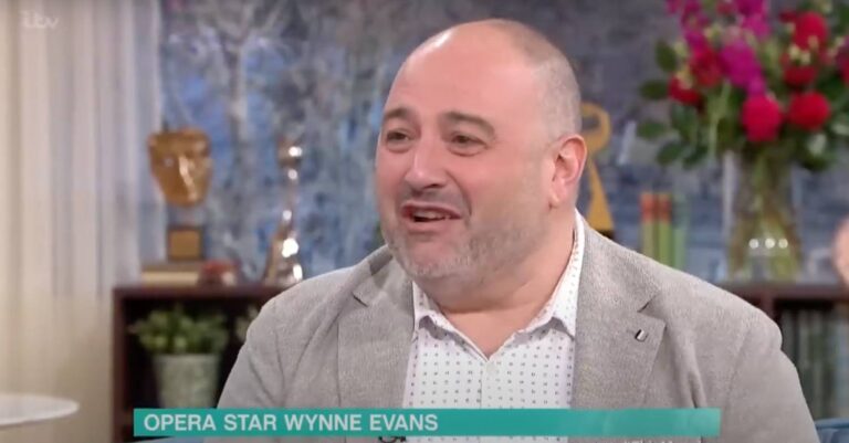 Wynne Evans Dropped From GoCompare Advert Following Strictly Controversy Wynne Evans Dropped From GoCompare Advert Following Strictly Controversy