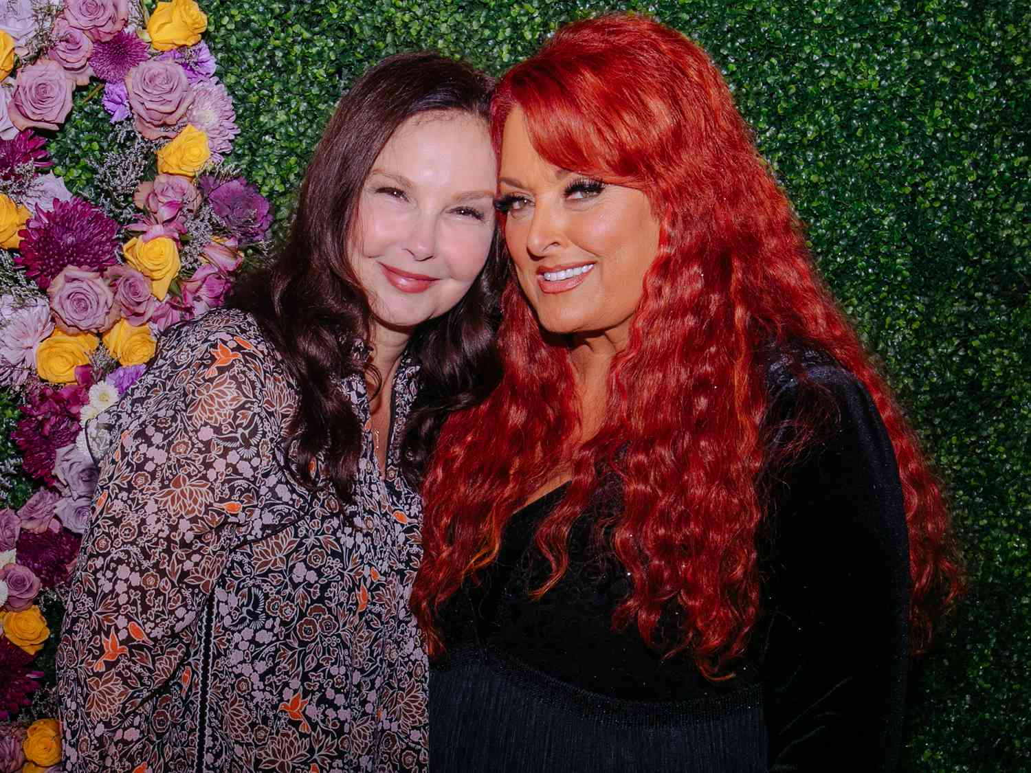 Wynonna & Ashley Judd: A Family's Untold Story In New Docuseries Wynonna & Ashley Judd: A Family's Untold Story In New Docuseries