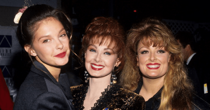 Wynonna And Ashley Judd's Docuseries: Uncovering Family Truths Wynonna And Ashley Judd's Docuseries: Uncovering Family Truths