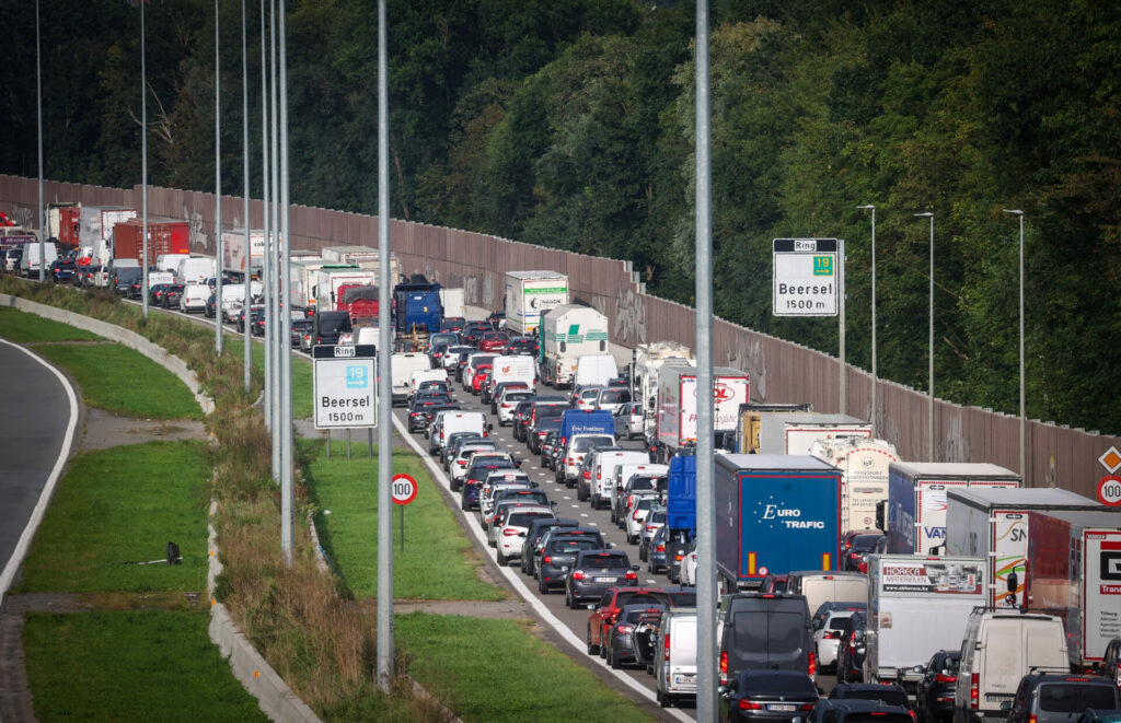 Your Guide To Smooth Sailing: Avoiding Traffic Jams In France This Weekend Your Guide To Smooth Sailing: Avoiding Traffic Jams In France This Weekend